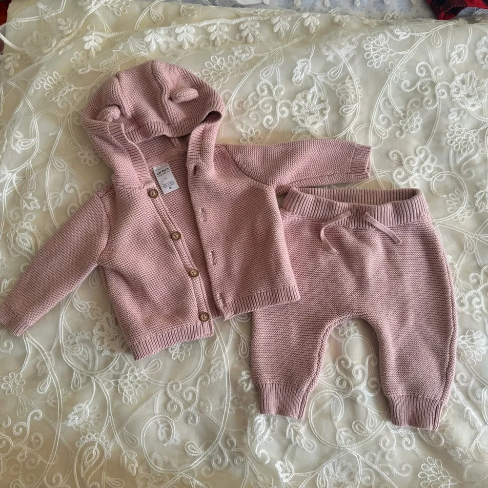 Carter's Cozy Pink Matching Set with Hooded Sweater size 6 months.